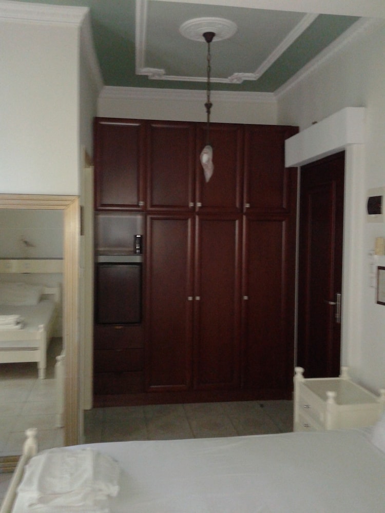 Quadruple Room photo 2