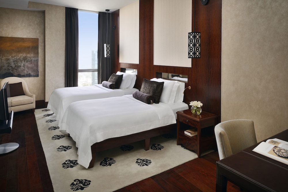 Royal Penthouse (Suite) thumbnail 5