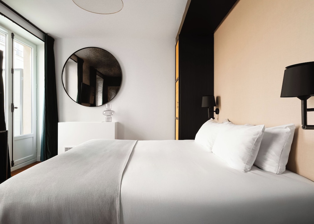 Suite - Wheelchair accessible photo 2