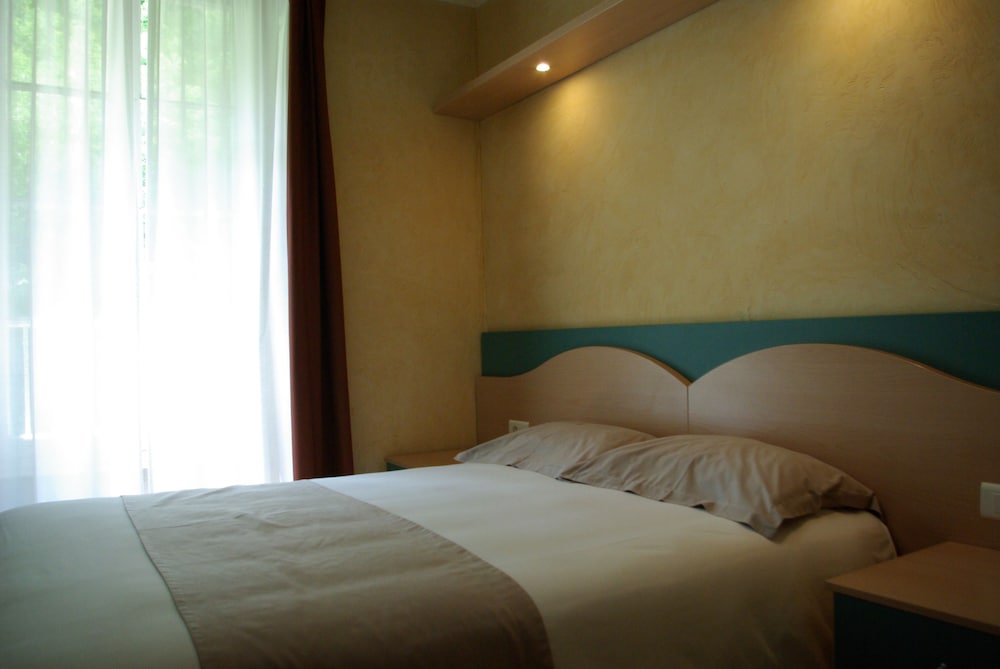 Economy Double Room, 1 Double Bed