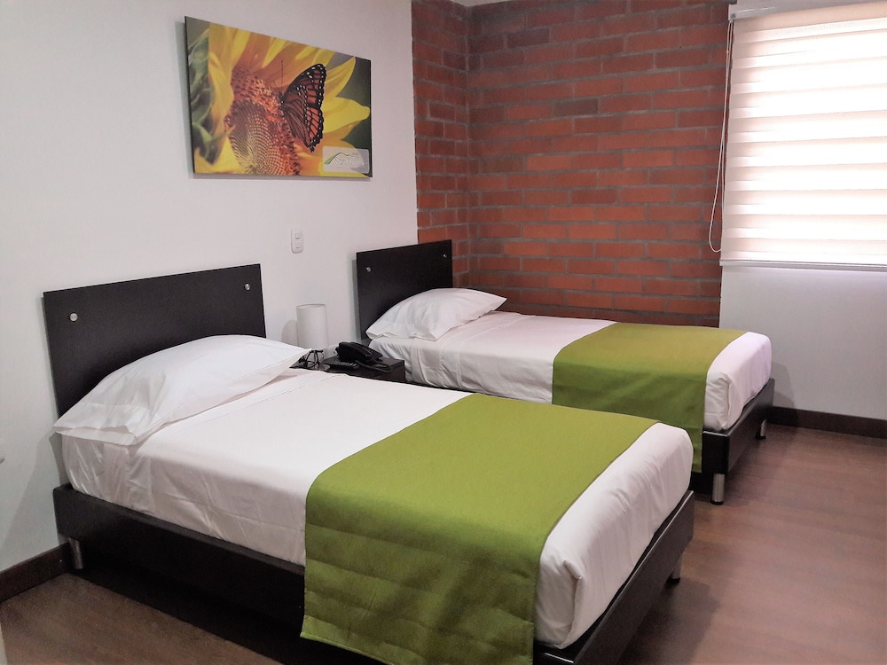 Twin Room, 2 Twin Beds photo 1