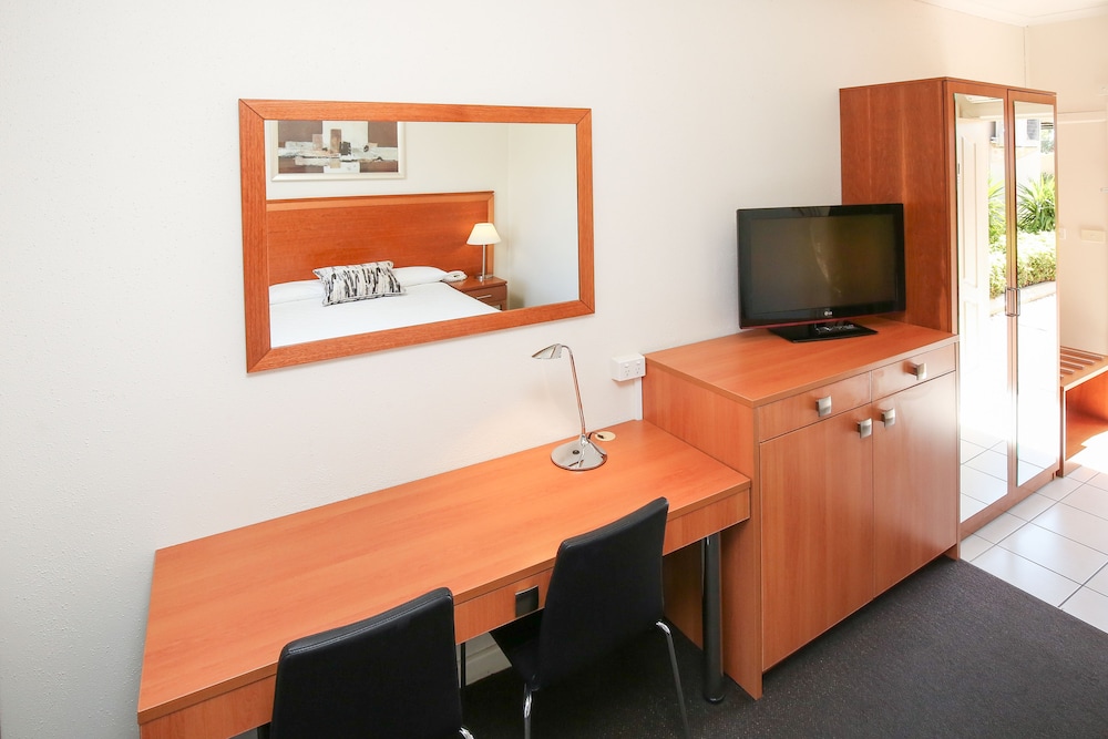 Deluxe Room - Photo 5