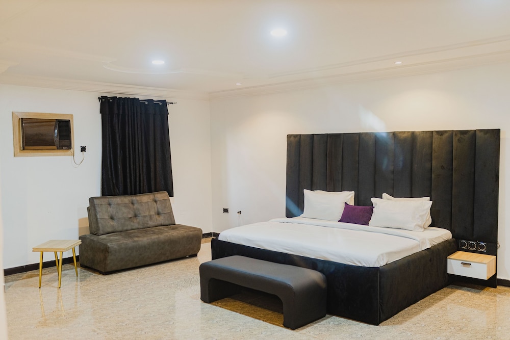 Presidential Apartment photo 1