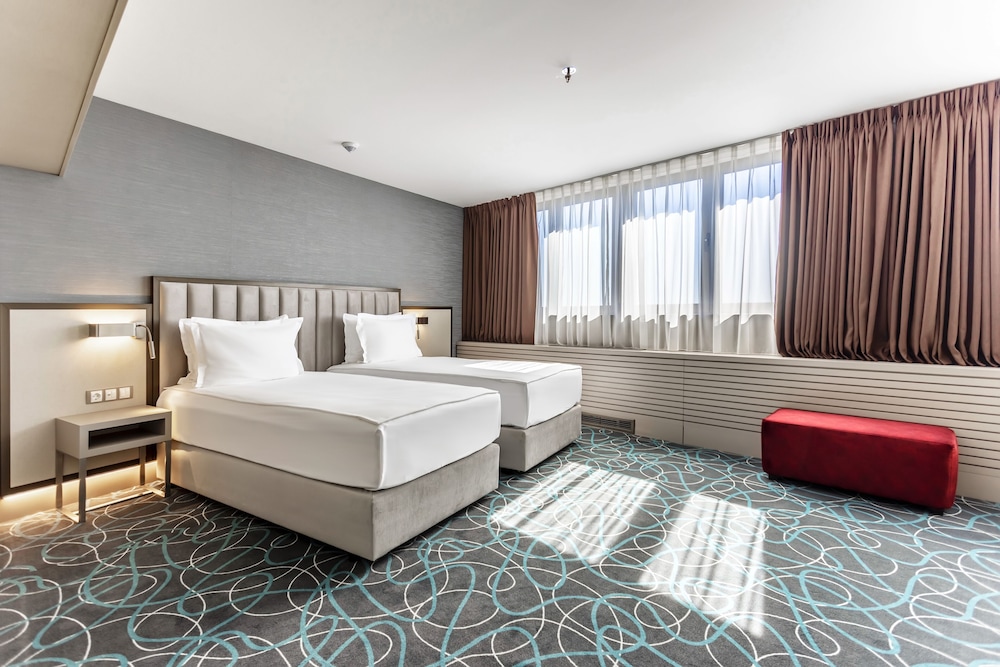 Deluxe Twin Room photo 3