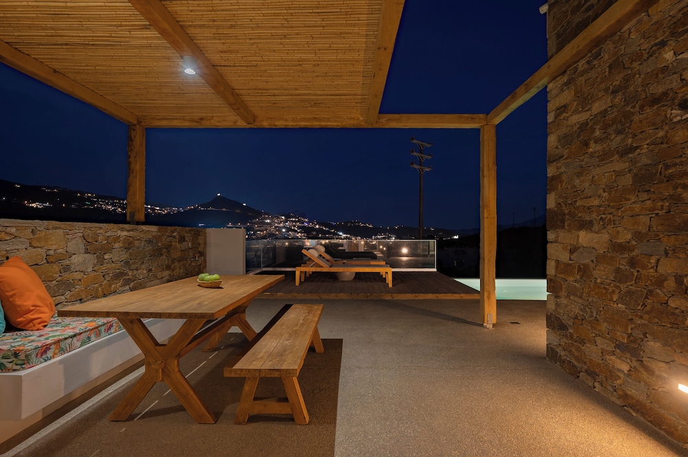 Grand Villa, Private Pool photo 3