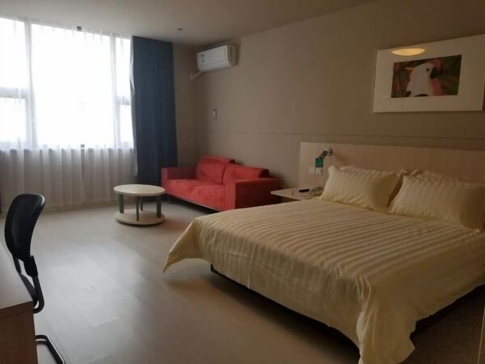Business Room (B)
