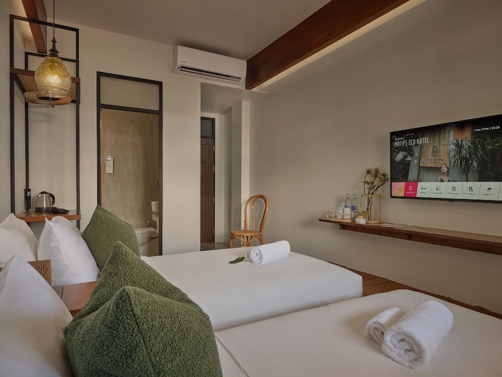 Comfort Twin Room, 1 Bedroom, City View - Photo 7