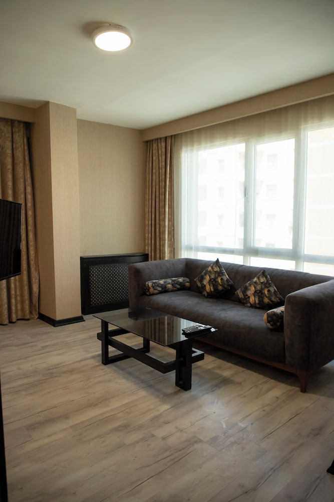 Business Studio Suite photo 2