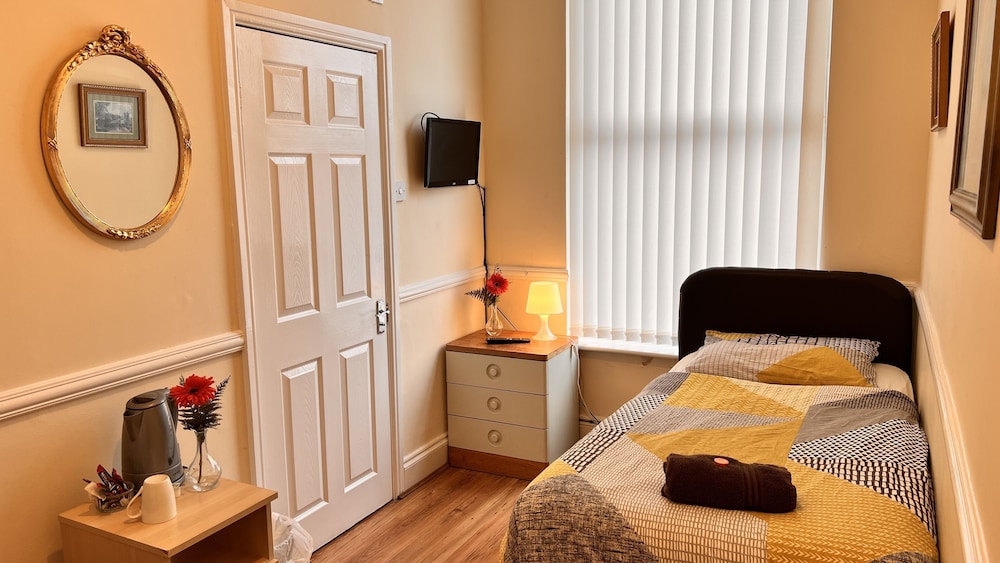 Single Room, Non Smoking photo 1