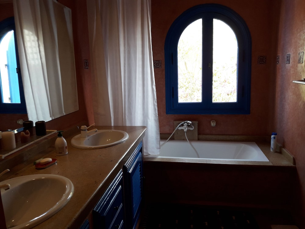 Villa (Bouznika Bay) photo 3