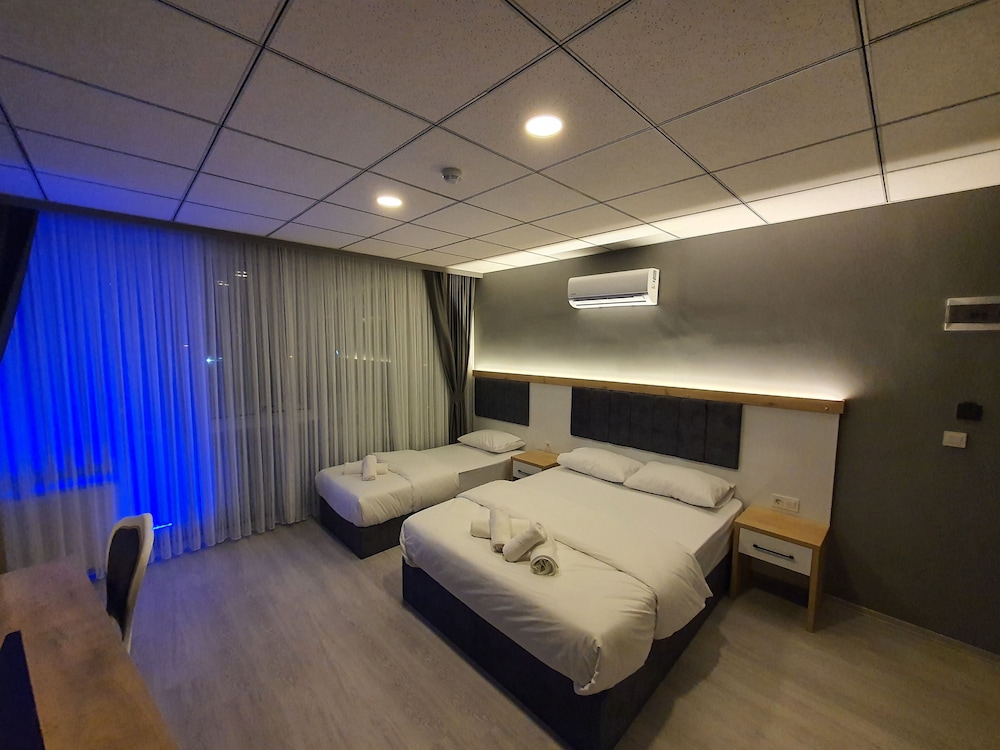 Family Triple Room photo 3