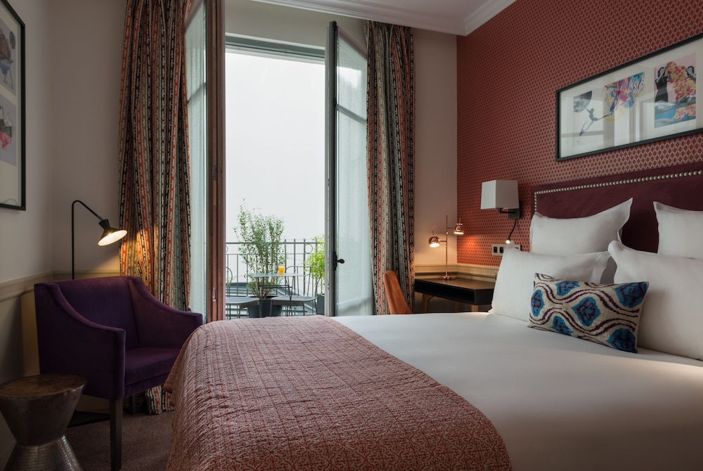 Classic Cosy Room
