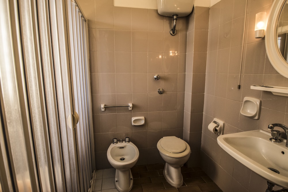 Double or Twin Room photo 3