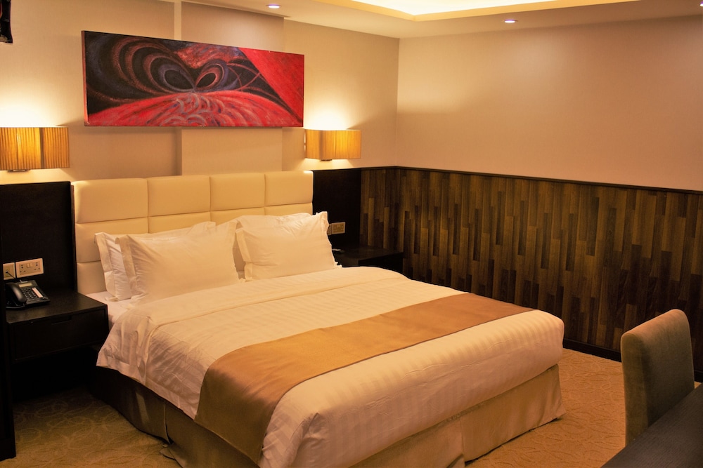 Junior Suite (Crown) - Photo 1