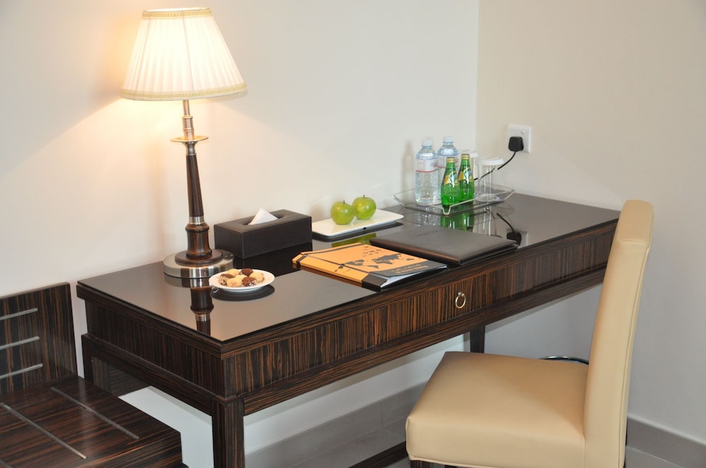 Deluxe Suite Sea View photo 2