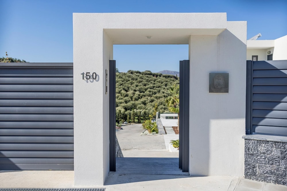 Villa, Accessible photo 2