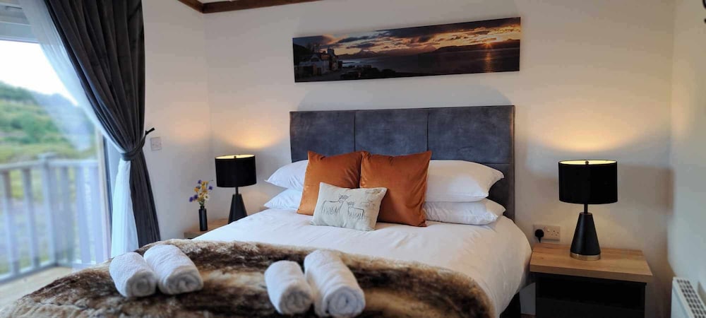 Double Room (Heather Cabin selfcatering no pets) photo 1