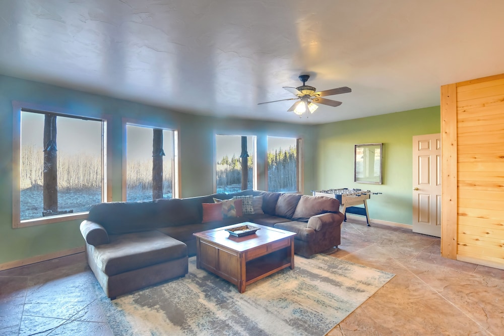 House (4 Bedrooms) photo 2