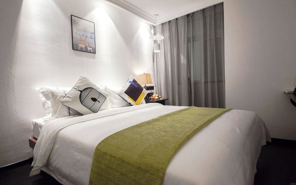 Classic Single Room