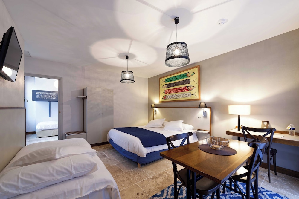 Comfort Apartment, 2 Bedrooms, Kitchenette, Garden View photo 3