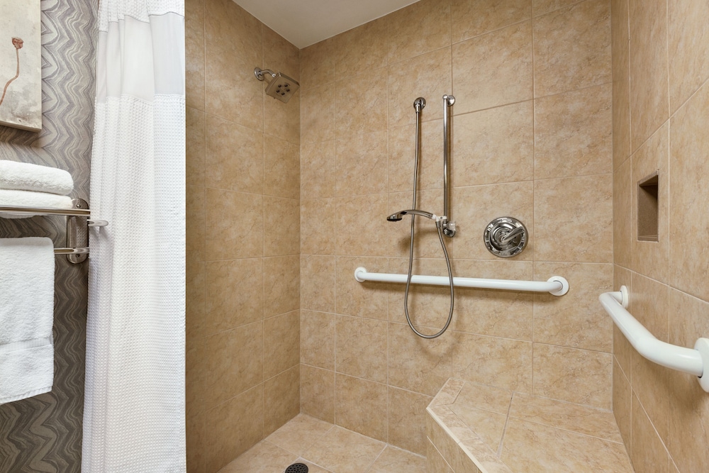Standard Room, 2 Double Beds, Accessible (Mobility, Transfer Shower) - Photo 1