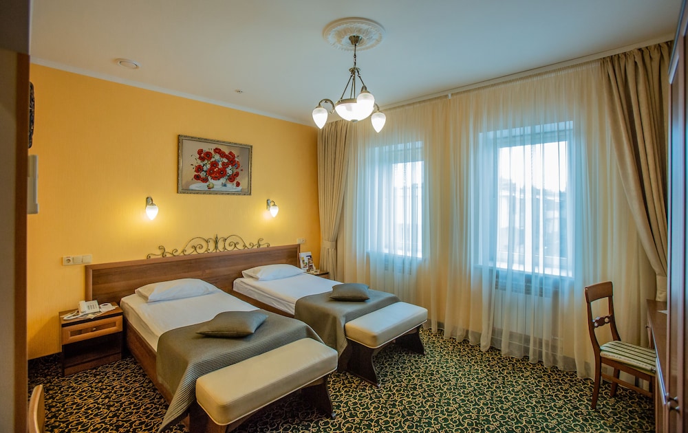 Premier Twin Room photo 2