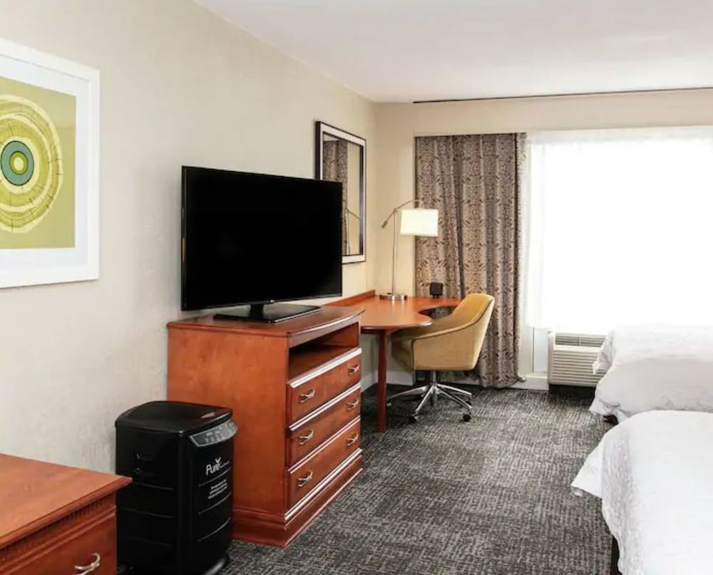 Room, 2 Queen Beds, Corner (Pure Wellness)