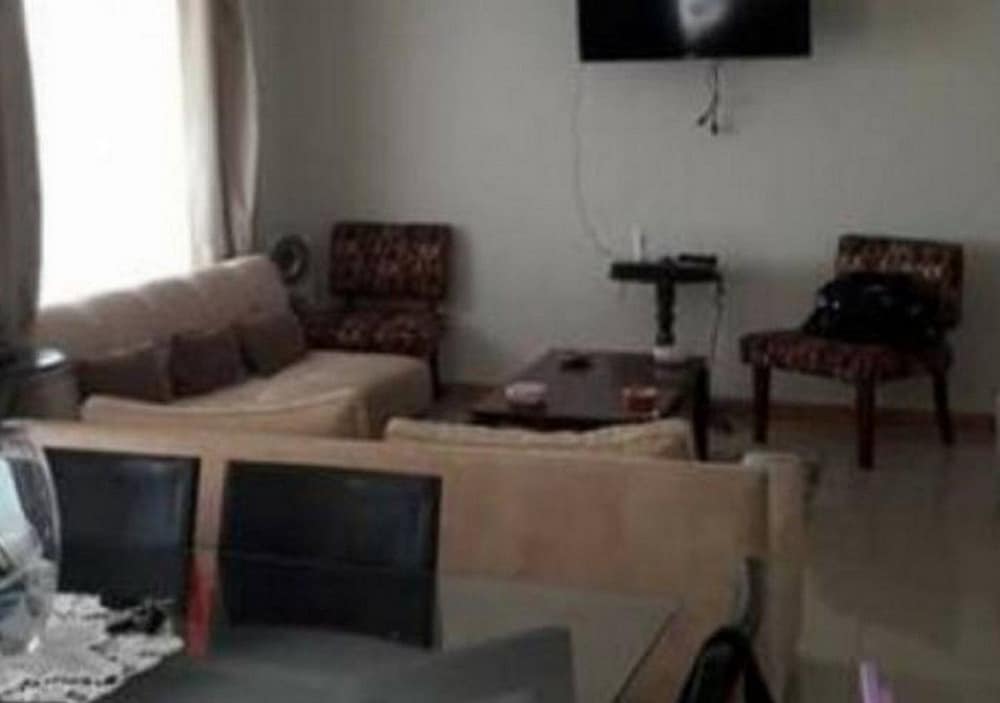 House, 4 Bedrooms photo 1