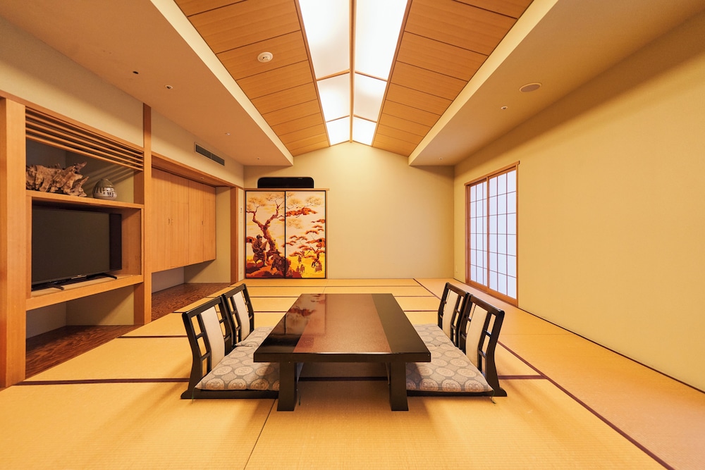Large Japanese Room, Non Smoking (Cannot request bed type) photo 2