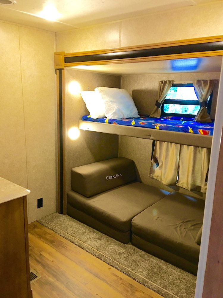 Premium Mobile Home, 2 Bedrooms photo 1