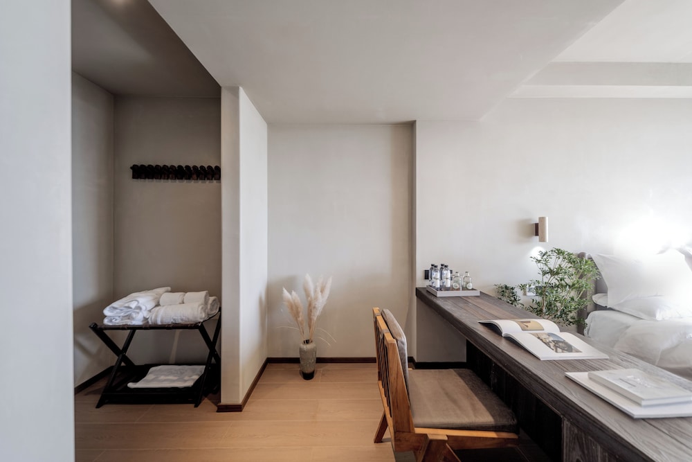 Standard Twin Room, Sea View photo 2