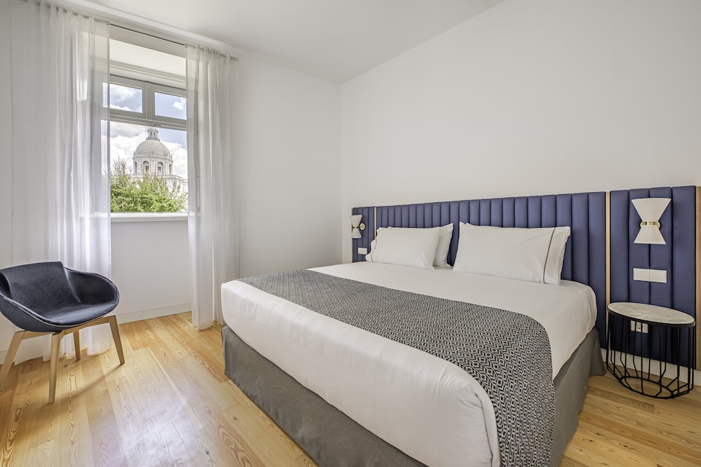 Suite, 1 Bedroom photo 2