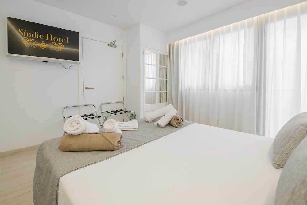 Superior Room, Mobility Accessible, Patio photo 2