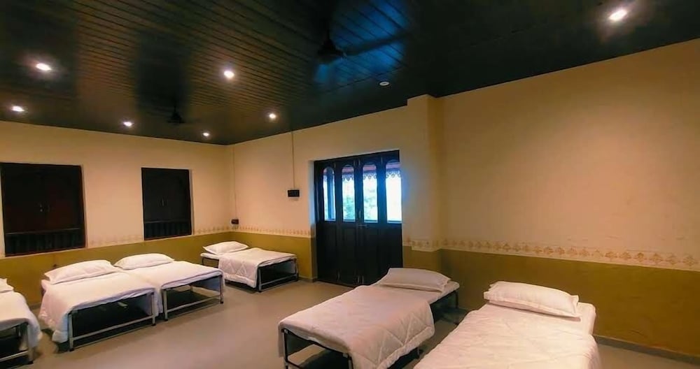 Grand Shared Dormitory photo 2