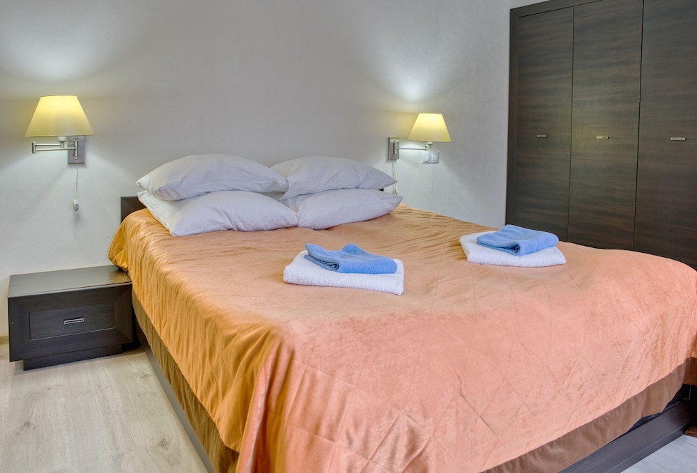 Suite (Odysseus) photo 3