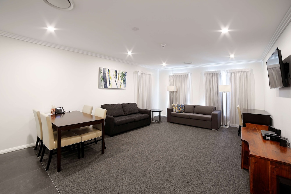 Room, Multiple Beds (Living Room;With Sofabed) photo 1