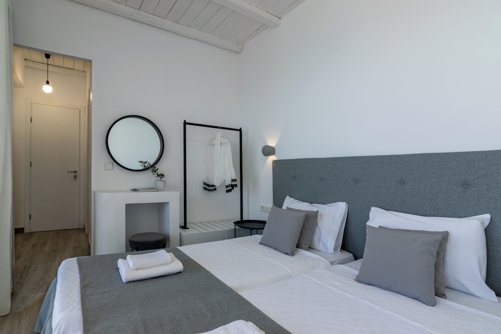 Villa, 2 Bedrooms, Private Pool, Sea View photo 2