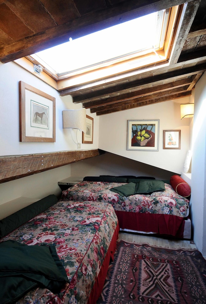 Double Room (Attic)