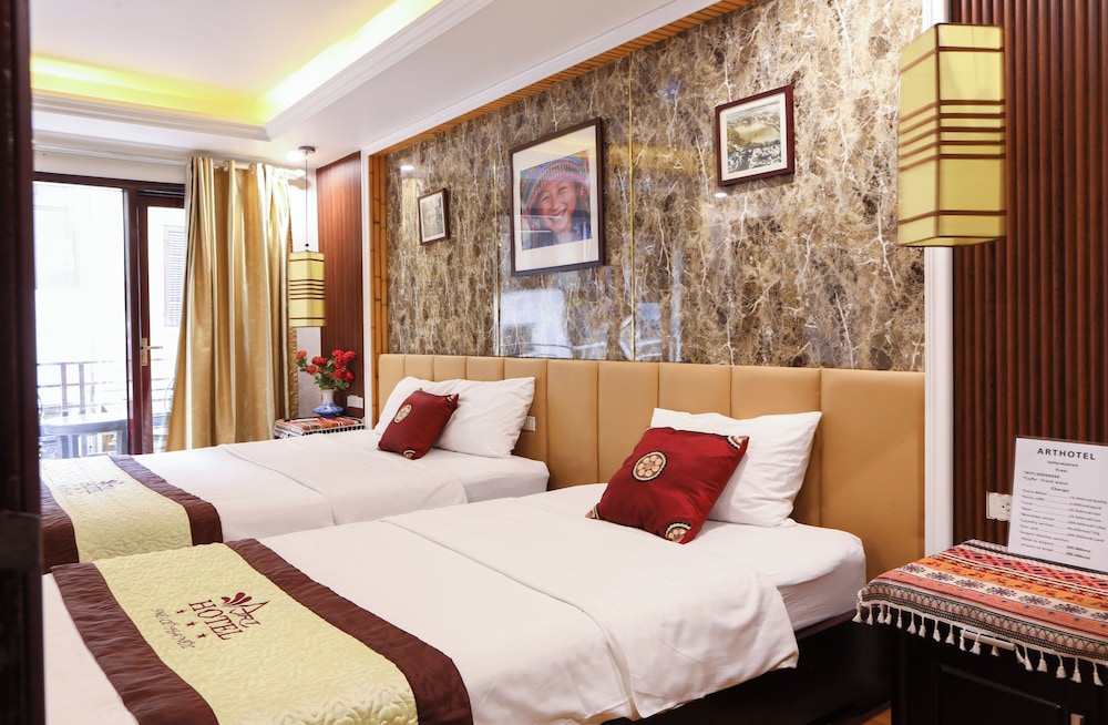 Standard Triple Room, Multiple Beds, City View