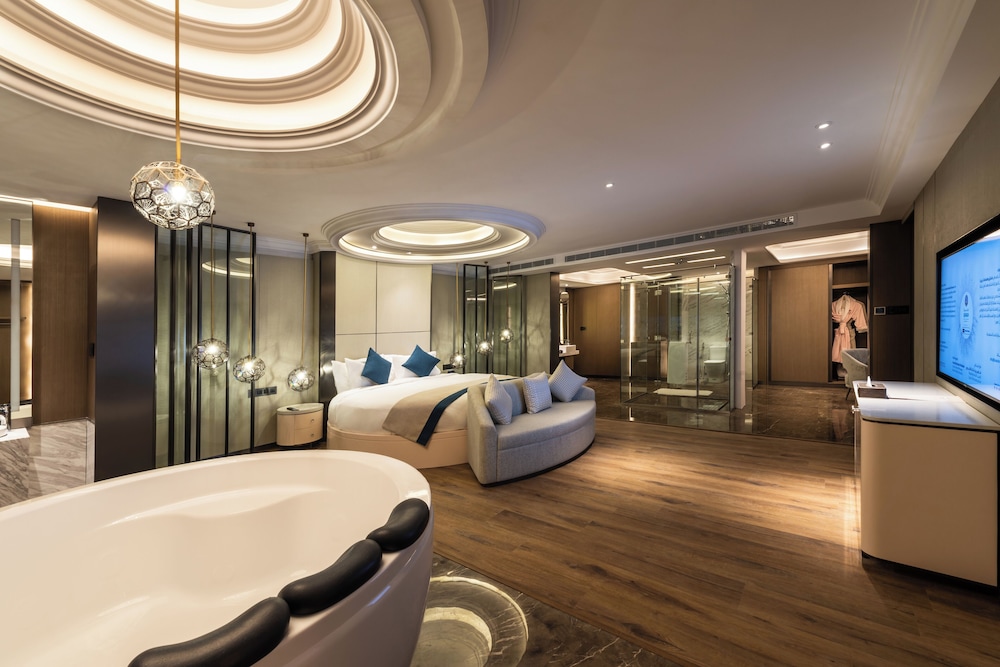 Royal Suite - Photo 6