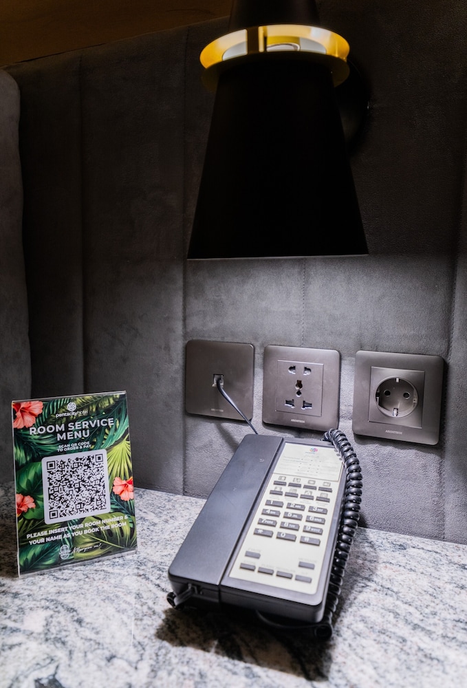 Executive Room - Photo 16