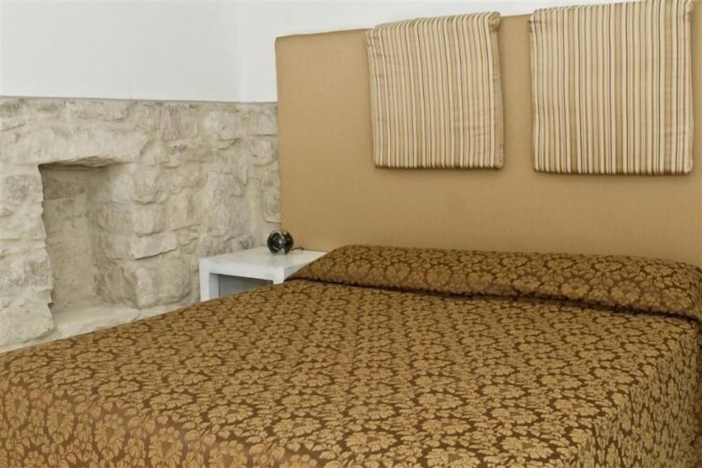 Standard Double Room photo 3