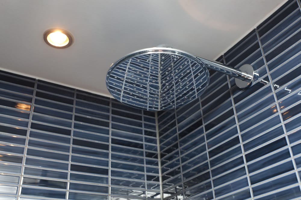 Deluxe Room (Track Facing) - Photo 4