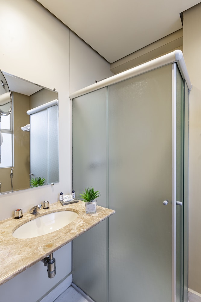 Standard Suite (Triple) - Photo 2