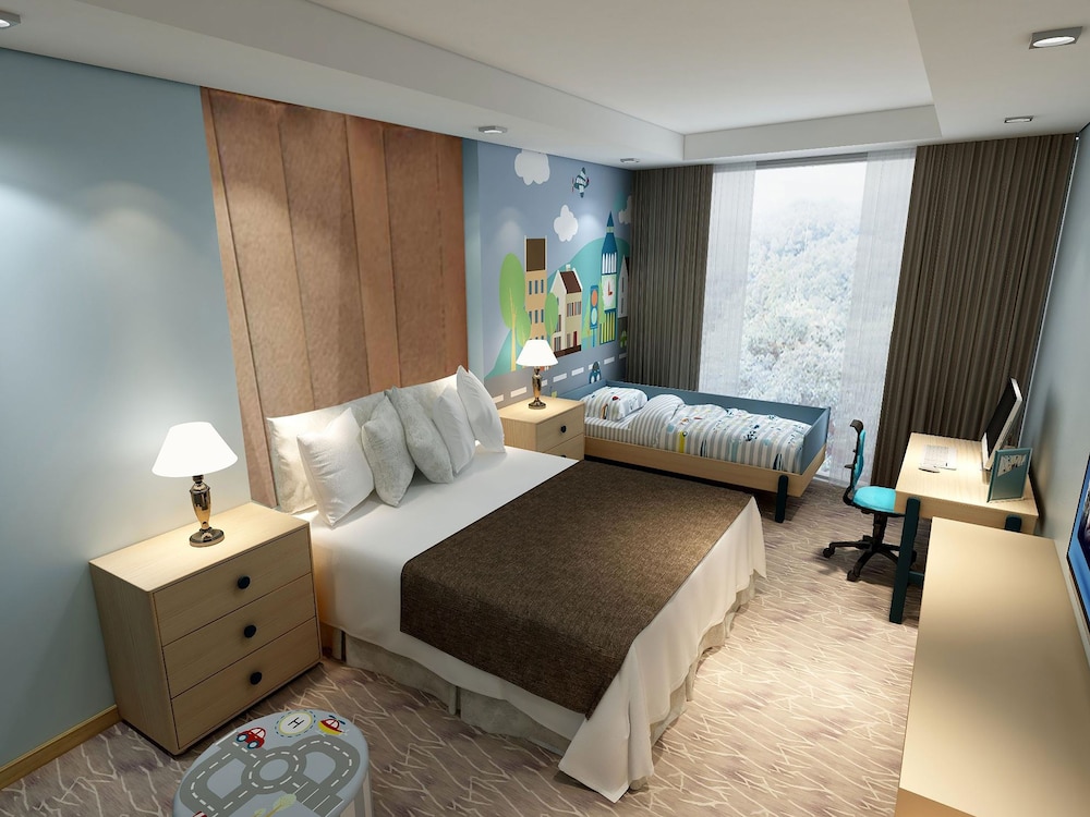 Standard Room (Mid Floor) photo 3