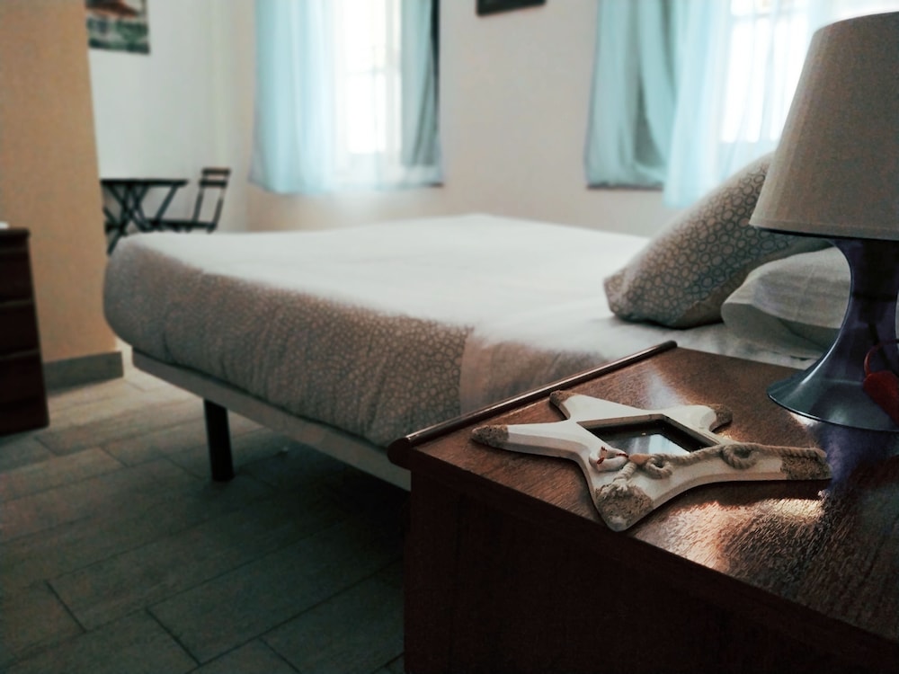 Habitación Doble, Baño Privado, Planta Baja (Exterior)