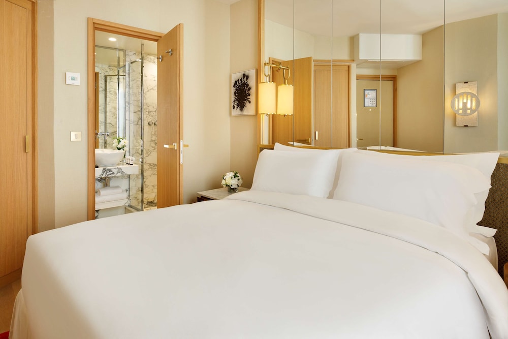 Family Room, 1 King Bed (Connecting Rooms) photo 1