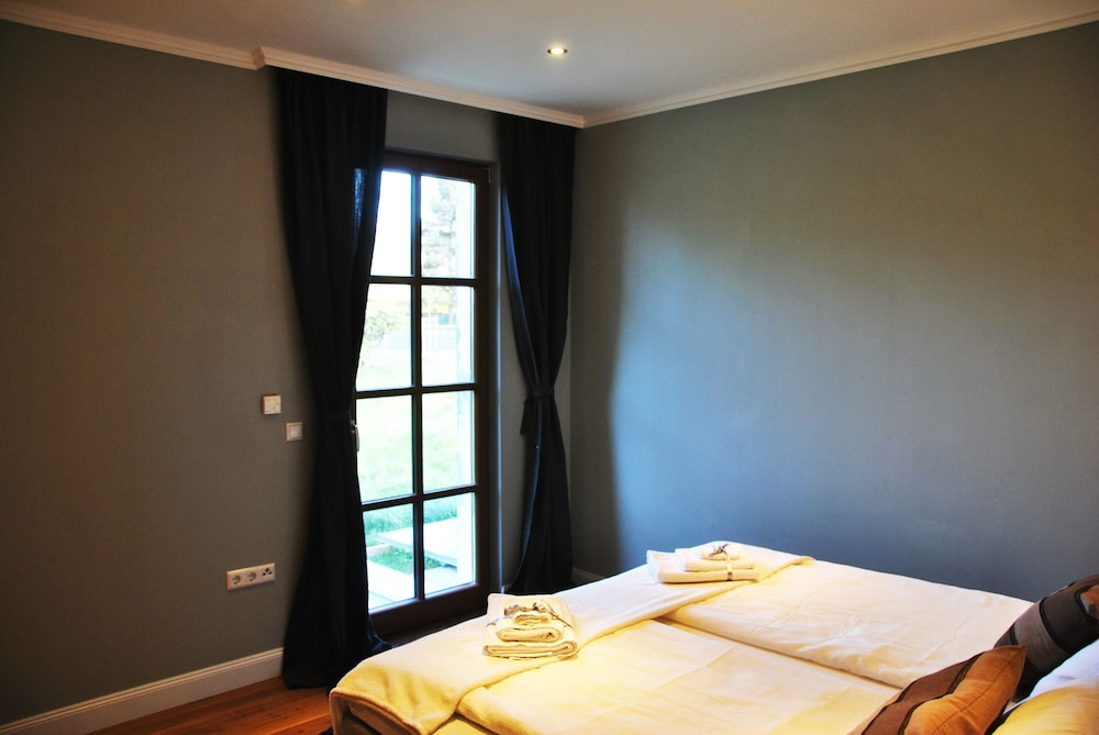 Superior Double Room, 1 Bedroom, Patio, Garden View photo 2