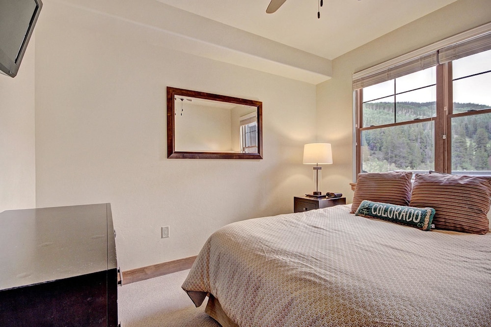Townhome, 1 Bedroom photo 1