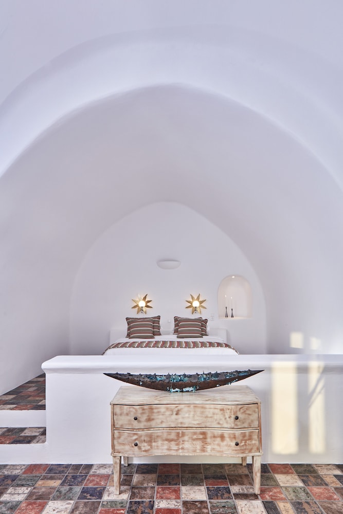 Suite, Jetted Tub (outdoor, Astra) - Photo 3